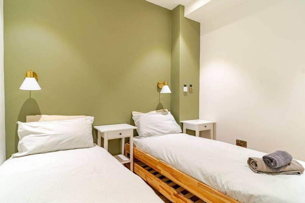 Stunning 2 Bed Apartment, Heart Of The Barbican Plymouth Exteriör bild